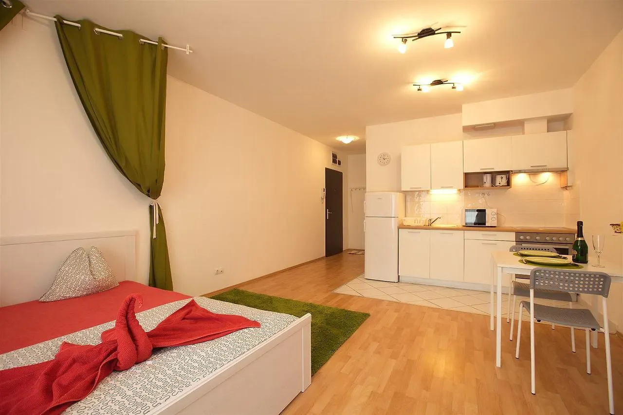 Corvin Promenade Aparthotel Boedapest Hongarije
