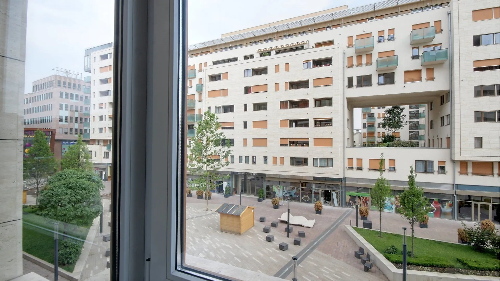 Corvin Promenade Aparthotel Boedapest